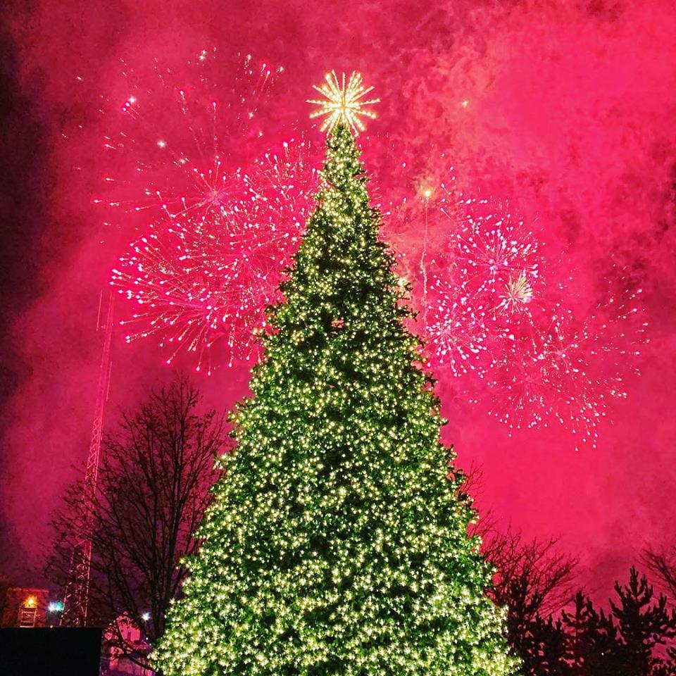 christmas parade, tree lighting, ashland, ohio
